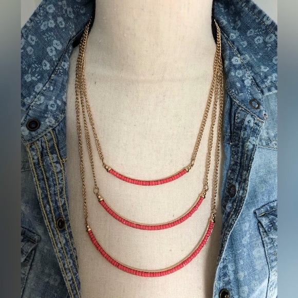 NWT Charming Charlie Gold Layered Coral Bead Bar Necklace - Picture 1 of 6